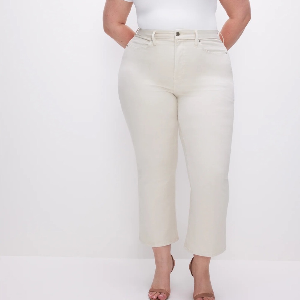 Good American Good Legs Crop Mini Boot Pants in Bone